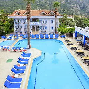 Отель Akdeniz